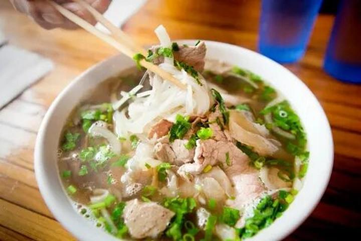 Từ Khuyết Tật Đến Triệu View: Câu Chuyện Cảm Hứng Của Tuấn Anh