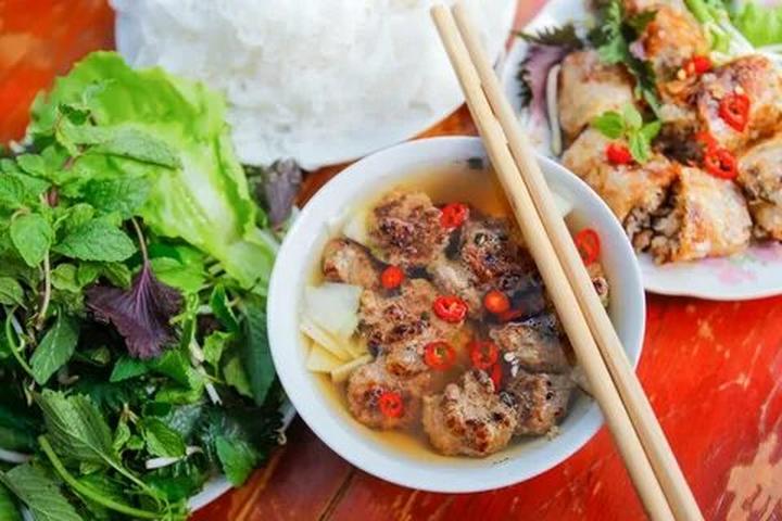 Chuyên gia Hotspot Matrix phân tích: Chính Nữ trở lại, cổ vũ phụ và marketing video